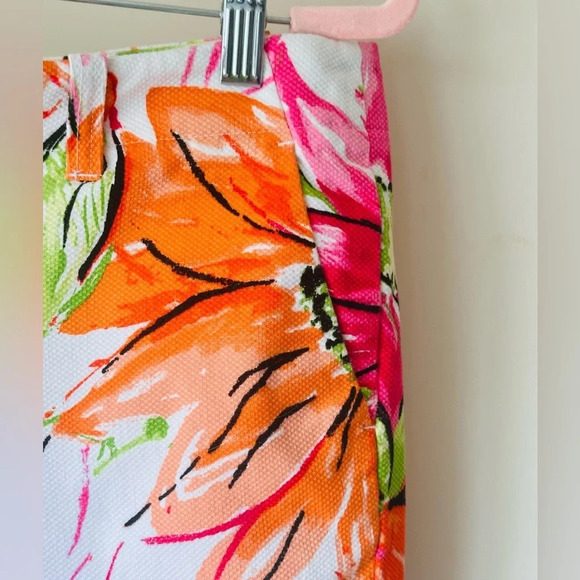 For the Republic Floral Shorts - Women’s Size 10 - Picture 6 of 13